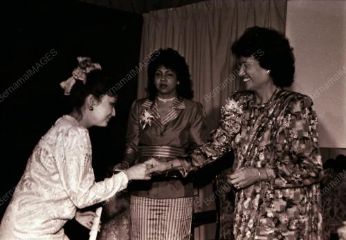 TUNKU NAJIHAH