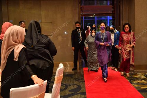 TUANKU ZARA SALIM