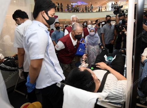 TAN SRI MUHYIDDIN YASSIN