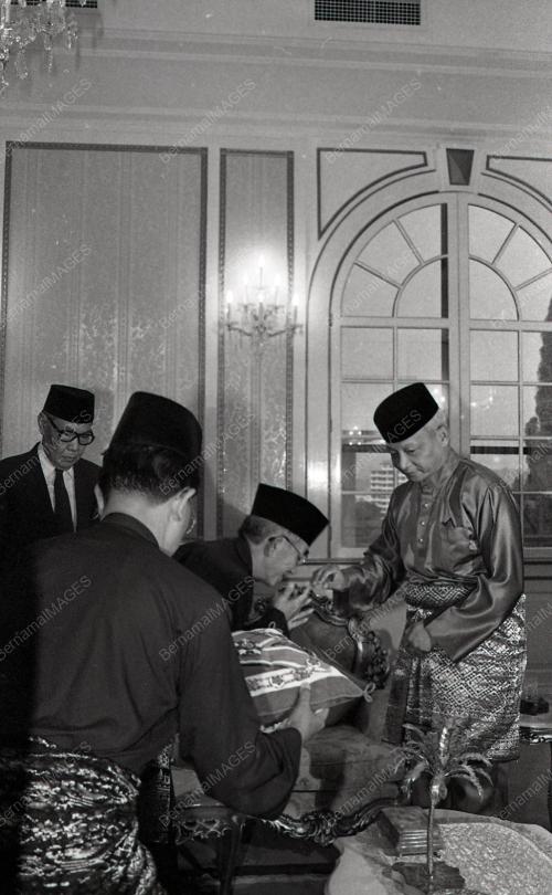 SULTAN AHMAD SHAH AL-MUSTAIN BILLAH