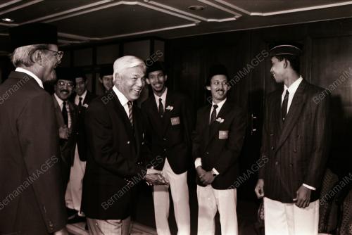 SULTAN AZLAN MUHIBBUDDIN SHAH