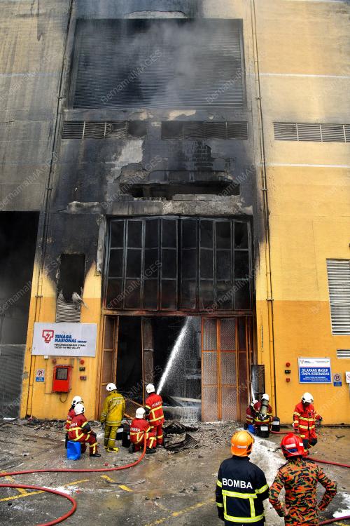 MID VALLEY TERBAKAR