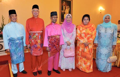 KL04_17072015_AGONG