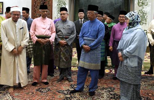 KL04_17092019_AGONG_KULIAH_BN201909161187