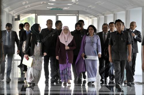 KL04_17102019_PARLIMEN_BN201910012833