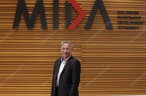 DATUK MICHAEL KANG HUA KEONG