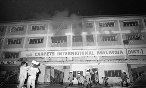 KL04_18022015_KEBAKARAN
