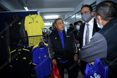 DATUK SERI REEZAL MERICAN NAINA MERICAN