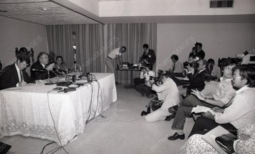DISEMBER 1982