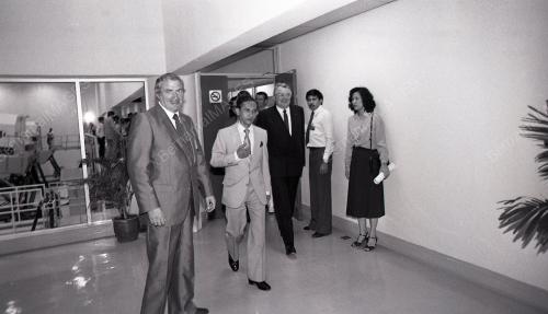 DISEMBER 1982