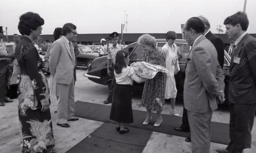 DISEMBER 1982