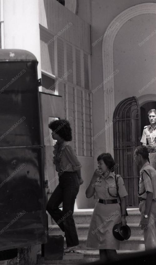 DISEMBER 1982