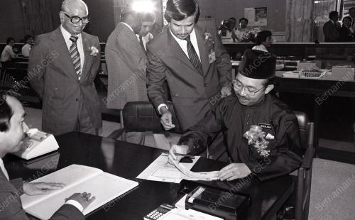 TENGKU RAZALEIGH HAMZAH