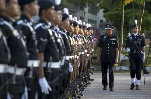 KL04_19012015_PERHIMPUNAN