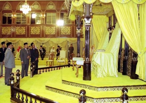 KL04_19022016_AGONG_RAPTAI