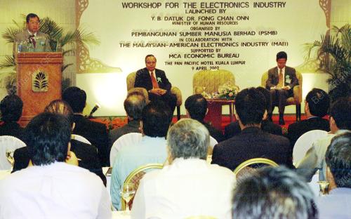 KL04_19022016_FONG_ELECTRONIC