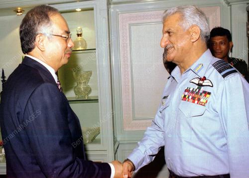 KL04_19022016_NAJIB_PAKISTAN