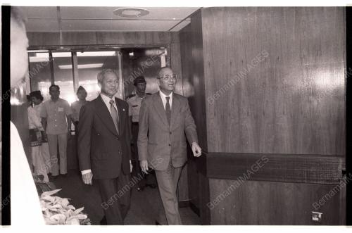 TALK BETWEEN MALAYSIA'S PM AND THAI PREMIER