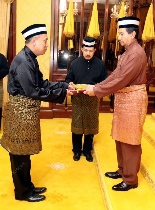 TUANKU MIZAN ZAINAL ABIDIN