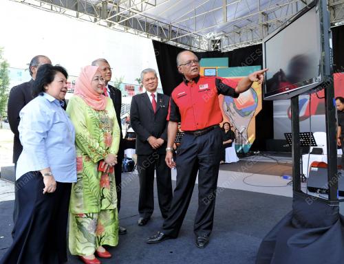 KL04_19042013_RTM