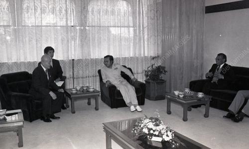 DATUK SERI DR. MAHATHIR MOHAMAD