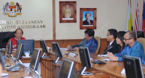 RAIS YATIM
