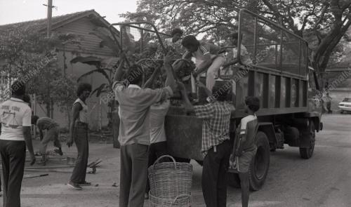 GOTONG-ROYONG