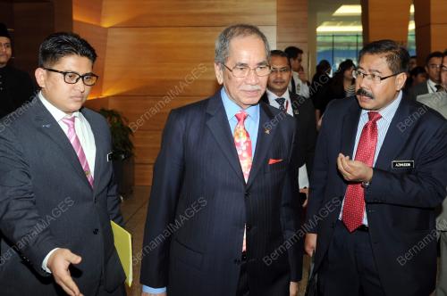 KL04_19102016_PARLIMEN