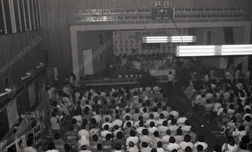 DR. MAHATHIR MOHAMAD