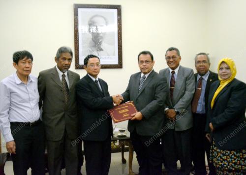 KL04_20042016_ANGKASA