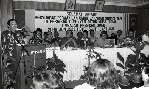 UMNO