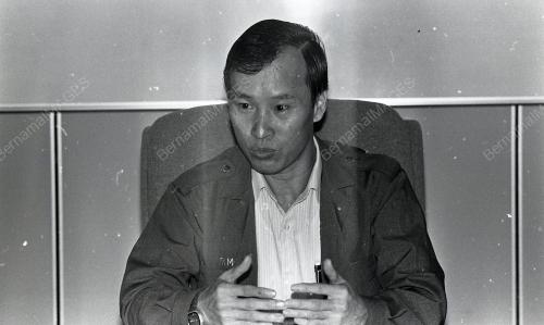 KL04_200690_LELONG
