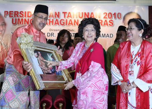 TUN DR HASMAH MOHD ALI