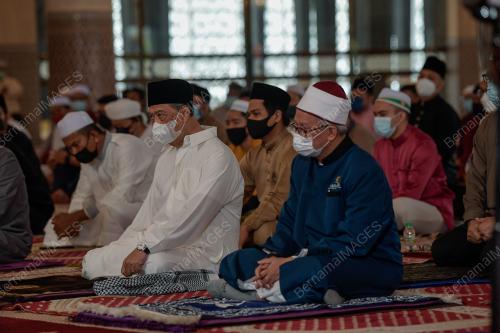 TAN SRI MUHYIDDIN YASSIN