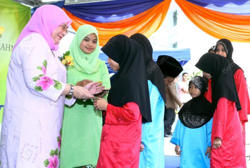 WAN NORASIAH CHE JAAFAR