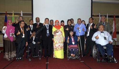 KL04_20102015_PERSIDANGAN