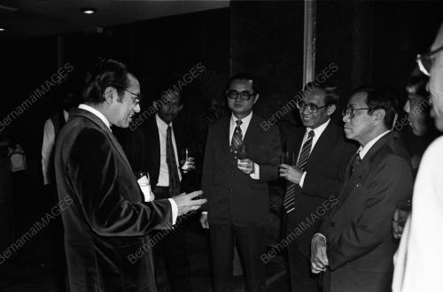 DATUK SERI DR. MAHATHIR BIN MOHAMAD
