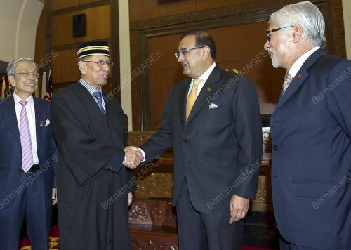 KL04_20112014_SUMPAH