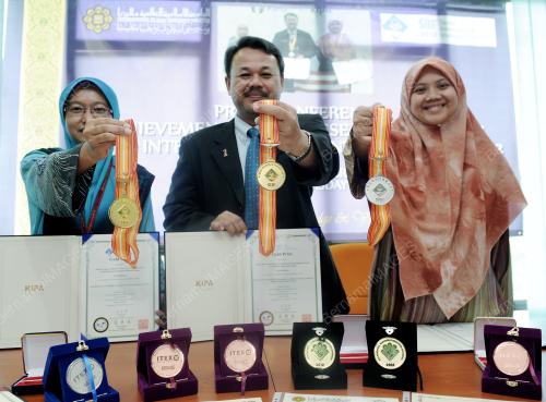 KL04_20122012_PENSYARAH_IIUM