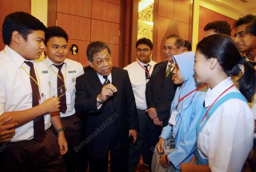 PANDIKAR AMIN MULIA