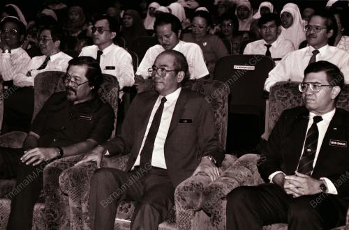 DATUK LEE KIM SAI