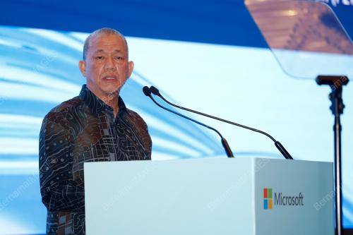 DATUK SERI FADILLAH YUSOF