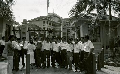 KL04_210690_UMNO_SELANGOR