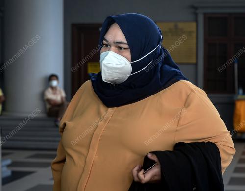 SITI BAINUN AHD RAZALI