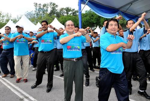KL04_21102012_NRE