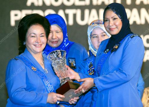 TUANKU NUR ZAHIRAH