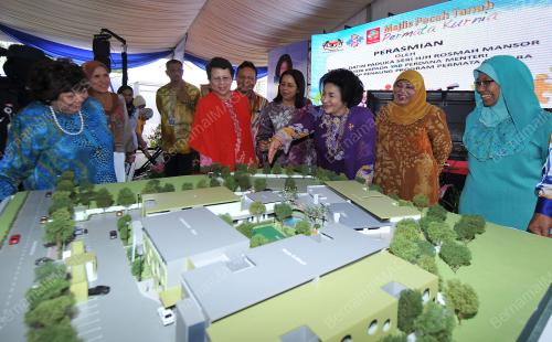 KL04_21112013_ROSMAH