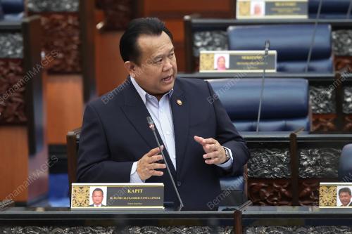 DATUK SERI ALEXANDER NANTA LINGGI