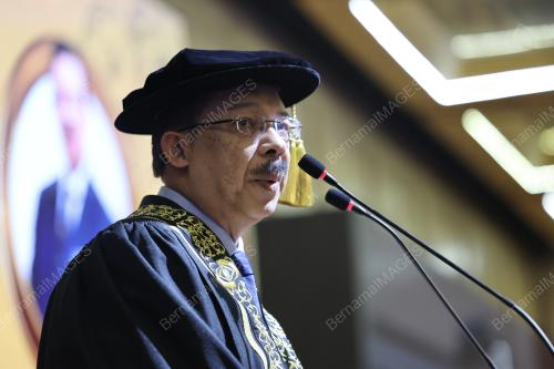 TAN SRI MOHD ZUKI ALI