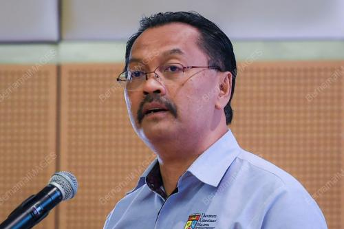 PROF DATUK DR WAN KAMAL MUJANI